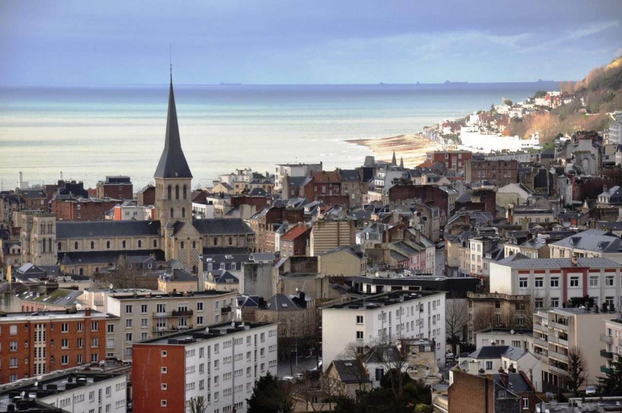 Dauphine Apartment *